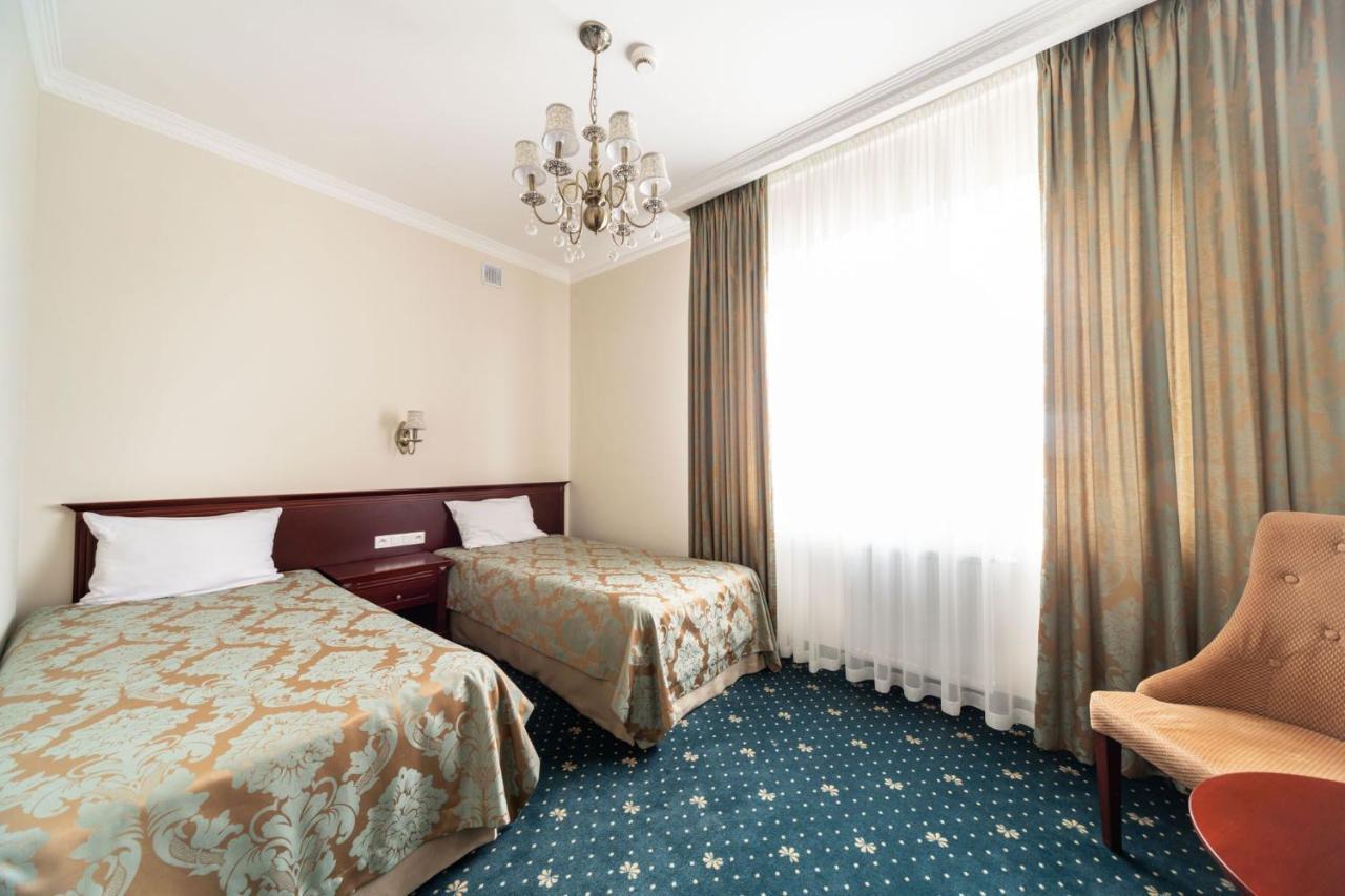 Parisel Palace Centrum Konferencyjno-Wypoczynkowe Klimki Pod Lukowem Exterior foto